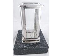 designgrab Lampe funéraire Royal en acier inoxydable avec socle en granit en granit Labrador Blue Pearl BP/Labrador Acier/Scandi Argent, avec croix gravé sur Lampes Porte Lanterne funéraire Lampe