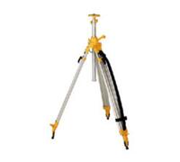 DEWALT Trépied à manivelle DEWALT 5/8 Quantité:1