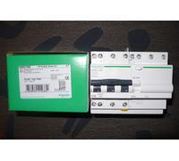DISJONCTEUR A9N21409 DIFFERENTIEL A9N21492 TETRA, 32A 30mA SCHNEIDER ELECTRIC 4P