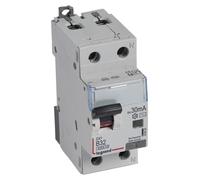 Disjoncteur différentiel 2P 32A sensibilité 0,03A, type AC, modèle P312 DX3, référence 410924