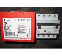 DISJONCTEUR DIFFERENTIEL TETRA 25A 30mA TYPE AC, 411188 LEGRAND 25AMPERES 4POLES