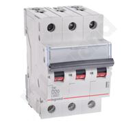 Disjoncteur triphasé D 20 A 6 kA AC S303 TX3 Legrand 403756