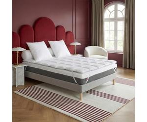 DODO - Surmatelas 4 cm - Hôtel Prestige 140x190 cm - 100% Polyester recyclé | 700g/m² - Gonflant, accueil moelleux et rebondissant - Enveloppe Satin de Coton - Blanc - Piquage Carreaux - Lavable 40°C