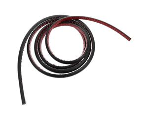 DOITOOL Moulure Adhésive Quart de Rond en Pvc Noir 3 Mètres pour Sol et Coins, Flexible et Élégante Fonction Anti-débris pour Environnements Domestiques