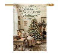 Drapeau « Welcome Home For The Holidays » - Motif arbre de Noël - 71 x 101 | Scène de salon confortable, drapeau de cour, lanterne rustique, chaussettes décoratives, ambiance intérieure chaude