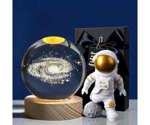 DYOUen Boule de cristal 3D Veilleuse Noël USB Scène de nuit créative Système solaire Voie lactée LED colorée Lampe boule en verre avec socle en bois pour garçons et filles Décoration (galaxie)