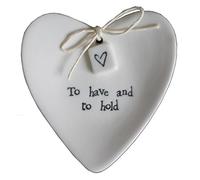 East of India Grand Plat en Porcelaine Blanche en Forme de cœur avec Inscription « to Have and to Hold » - Cadeau de Mariage