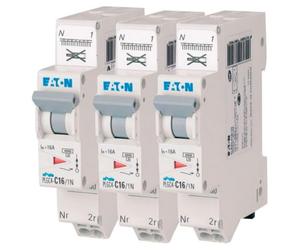 EATON 109130 PLGC4-C16/1N - DISJONCTEUR MODULAIRE PH/N - Blanc - MANETTE GRISE - 1P+N / 16 A - COURBE C - Raccordement direct sans vis - 3 disjoncteurs