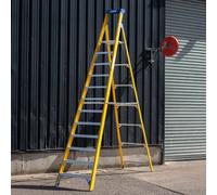 Échelle plate-forme en fibre de verre Trade Master Pro® | Échelle d'électricien | Homologuée jusqu'à 30 000 V | Pieds antidérapants | Pour les travaux de peinture et de vernissage | e EN 131 Pro | 6 m