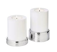 EDZARD Lot de 2 bougeoirs Luca, en Acier Inoxydable martelé Poli Brillant, diamètre 11,5 cm, Hauteur 2,5 cm et 5 cm, pour Bougies Pilier Ø 10 cm, idéal pour la Bougie permanente Cornelius