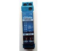 Eltako R12-200-8V Relais de commutation Tension nominale: 8 V Courant de commutation (max.): 8 A 2 NO (T)