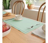 Encasa XO Sets de Table Coton, Broderie Élégante 48x32 cm Vert | Pur Coton 180 GSM | Bords Brodés & Coins en Onglet | Anti-Rayures | Lavables en Machine | Lot de 4