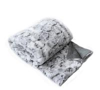 Enjoy Home - Plaid Ecorce - Effet Fourrure - Doublé Flanelle - 100% Polyester - 125x150cm - Coloris Gris