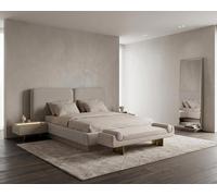 Ensemble chambre à coucher : lit, table de chevet, miroir sur pied, banc. Style moderne, couleur beige, finition élégante