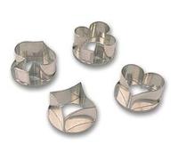 Ensemble de 4 découpoirs thé professionnels en inox, formes trèfle, carreau, coeur, pique à 50 mm de diamètre G