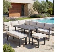 Ensemble de salon pour 9 personnes : table en bois, table en plastique, banquette d'angle