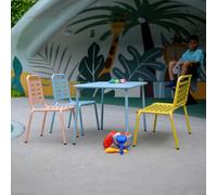 Ensemble de salon pour enfants 'Etroubles' 4 pièces table d'enfant avec 2 chaises et 1 banc acier Multicolore