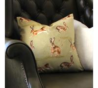 Evans Lichfield Country Running Coussin Garni de Plumes Motif lièvres Aquarelle