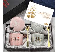 exreizst Tasses à Café Céramique Marbrée - Cadeau Mariage Couple | Coffret cadeau avec couvercles et cuillères dorées. Idéal fiançailles, anniversaire, maison neuve. Tasses ovales 350 ml.
