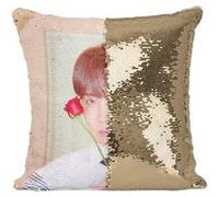 Fabulous Coussin avec Housse Sequin - Paillettes Doré BTS Map of The Soul: Persona J-Hope [40 x 40 cm] Doré G
