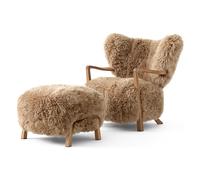Fauteuil &Tradition Wulff ATD2 en Peau de Mouton Miel 50 Mm/chêne Huilé, Pouf ATD3 Inclus