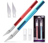 Filzada® 2x Scalpel de Précision Rouge & Bleu + 2 Lames - Cutter Modélisme | Couteau Modelisme Aluminium Antidérapant - Lame Acier Carbone Ultra Tranchante - Papier, Tissu, Fondant, Cuir - Bougie DIY