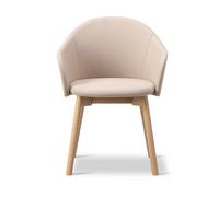 Fredericia Furniture Fauteuil Gomo Armchair à piètement en bois Blazer CUZ47 Fairfield-chêne laqué