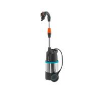 Pompe pour collecteur d’eau de pluie Gardena 4700/2 inox avec câble : pompe immergée, filtre intégré, débit 4 700 l/h, boîtier inox, vanne de régulation pour la quantité d’eau (1764-20)