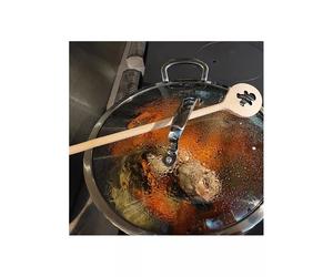GINGERMAN Cuillère à remuer ajourée ronde en bois de hêtre Patisse L 30