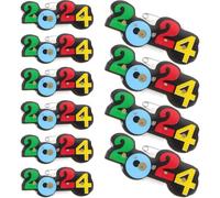 GLEAVI Lot de 25 Broches Lumineuses 2024 en Plastique Épingles Décoratives pour Vêtements et Paquet Accessoires Festifs pour Fête du Nouvel An Taille pour Chemises et Paquet à Dos