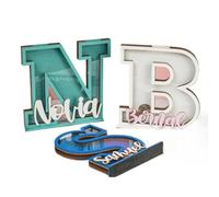 Grande tirelire en bois avec lettre de l'alphabet personnalisée pour enfants avec nom personnalisé, pour garçons et filles, cadeau de baptême de bébé, cadeau de Noël et d'anniversaire (18 cm)