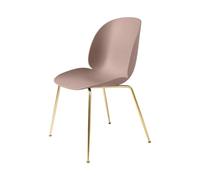 Gubi Chaise Beetle Rose bonbon, support en laiton