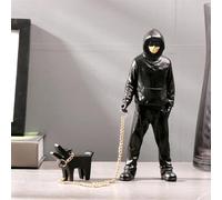 HABITZ Banksy Un Homme Branché Jouant avec des Chiens Sculpture Banksy Street Art Réplique Statue Moderne Jouets De Mode Sculptures d'art Et Ornements for Salon Bureau Bibliothèque Décoration(Blakc)
