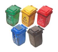 HAKIDZEL 5 Pièces Mini Poubelle Décorative 1:87 en Plastique avec Couvercle, Modèle Vintage Usé pour Maison de Poupée, Diorama Urbain et Scènes Militaires