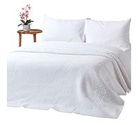 HOMESCAPES - Couvre-lit Blanc matelassé Motif en Relief arabesques Florales - 230 x 260 cm