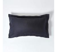 HOMESCAPES Lot de 2 Taie d’Oreiller rectangulaire Noir 50 x 90 cm Volant Plat Oxford 330 Fils