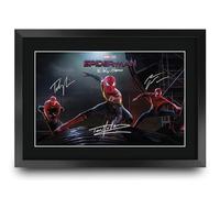 HWC Trading Spider-Man (No Way Home) Scene 3 Cadeaux Imprimé Signé Autographe Photo pour les fans de cinéma - A3 Encadré