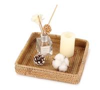 IGNPION Plateau décoratif carré en rotin tressé pour bougie, décoration de table basse en rotin de style ferme, support de rangement pour salle de bain pour tampon, serviette d’invité, maquillage
