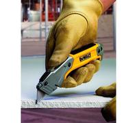 Insertion de couteauB. Blade Metal Dwht10046-0
