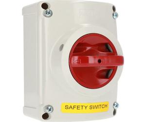 Interrupteur 40 A 0-1 4P+E dans un boîtier IP65 25509 Famatel