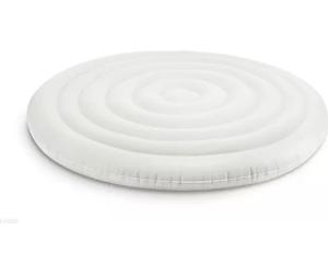 INTEX 11689 Couverture isolante gonflable pour spa jacuzzi 4 personnes