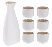 Jolie ensemble de tasses à saké et de carafe en céramique