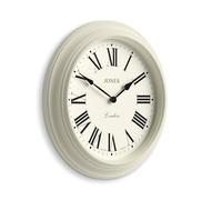 JONES CLOCKS® Supper Club Horloge Murale | Grande Horloge Ronde Classique | 40 cm | Crème pâle | Chiffres Romains | Un Design Traditionnel idéal pour la Cuisine ou Le Salon