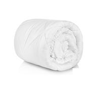KAR-MAL Couette 135x200 Hiver et Été 100% Microfibre - 4 Saisons - Couette Antibactérienne de Haute Qualité pour Les Personnes Souffrant d'Allergies - Doux et Agréable au Toucher Couette Extra Chaude