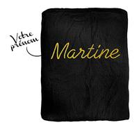 KDO MAGIC Plaid personnalisé avec prénom brodé 125 x 150cm Noir | Idée cadeau | Couverture polaire | Personnaliser | Plusieurs couleurs | Anniversaire | Noël | Fête des mères | Maman | Mamie