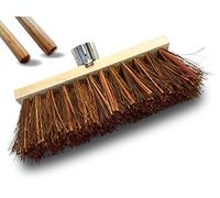 Kibros Balai cantonnier Piassava Goudron 32 cm Manche Bois 1,40 m | Garnissage piassava, manche bois 1,40 m, douille métal boulonnée, résistant surfaces chaudes et goudron, extérieur.