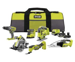 Kit combiné RYOBI 18 V ONE+ comprenant 10 outils, avec perceuse-visseuse à percussion, scie sauteuse et plus encore