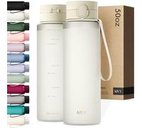 KIVY Gourde Tritan avec Bouchon 1,5L [ÉTANCHE & LAVABLE AU LAVE-VAISELLE] - Sans BPA & Anti-Fuite - Compatible avec les Boissons Gazeuses - Bouteille d’Eau pour Sport, Bureau et Loisirs - Blanc