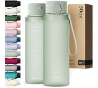 KIVY Gourde Tritan avec Bouchon 1,5L [ÉTANCHE & LAVABLE AU LAVE-VAISELLE] - Sans BPA & Anti-Fuite - Compatible avec les Boissons Gazeuses - Bouteille d’Eau pour Sport, Bureau et Loisirs - Vert