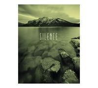 Komar Image Murale | Word Lake Silence Sand | Poster Photo Salon Chambre Décoration Art Print | sans Cadre | P085B-40 x 50 cm | Dimensions : 40 x 50 cm (Largeur x Hauteur)